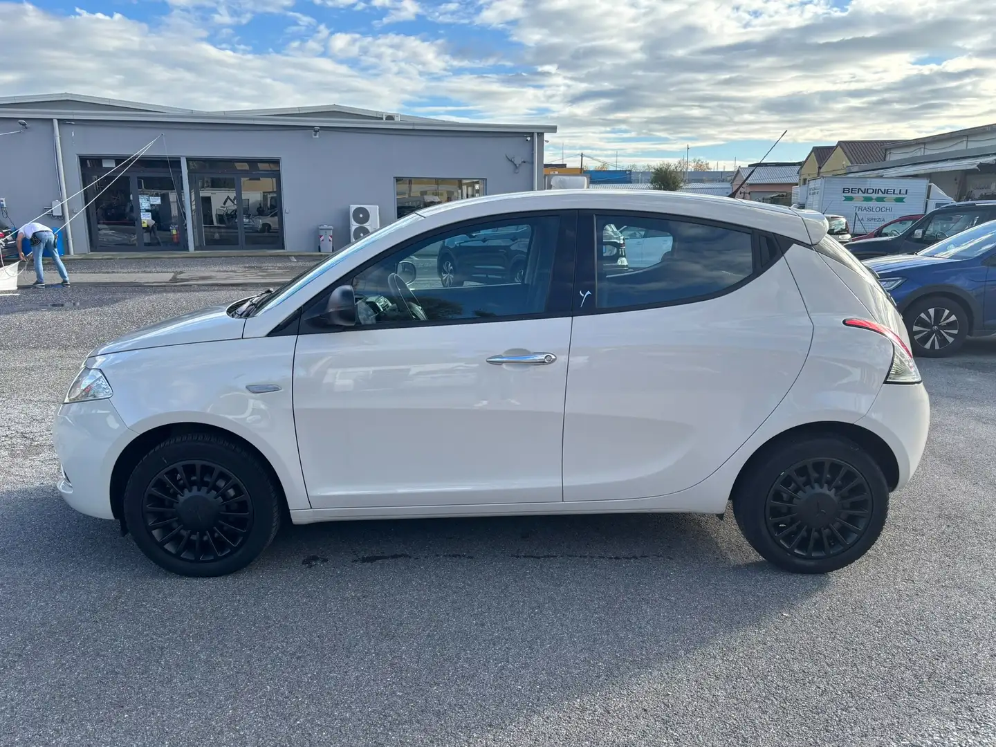 Lancia Ypsilon Ypsilon III 2015 1.2 69cv Blanc - 2