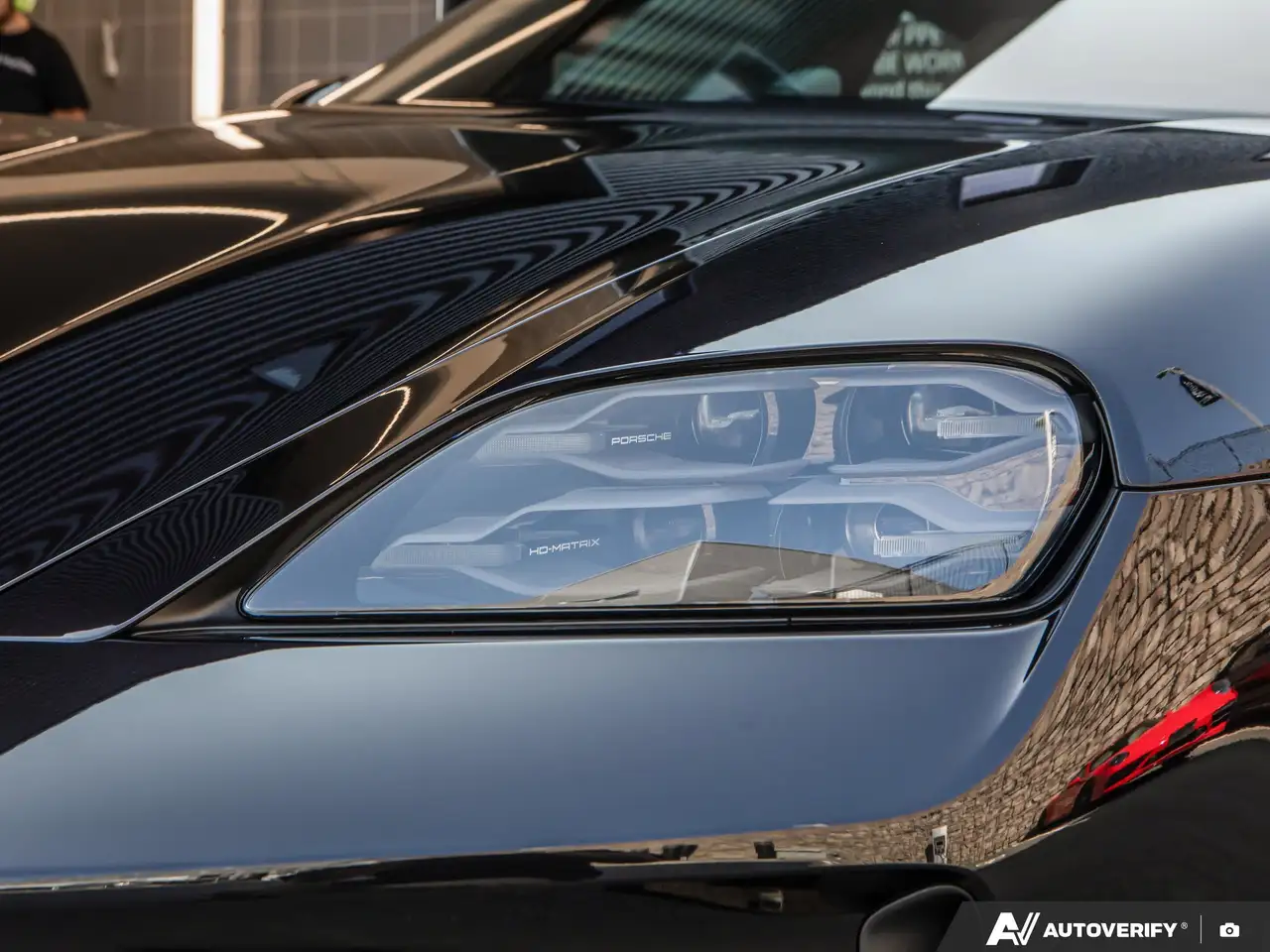 Porsche Taycan снимка Porsche Taycan