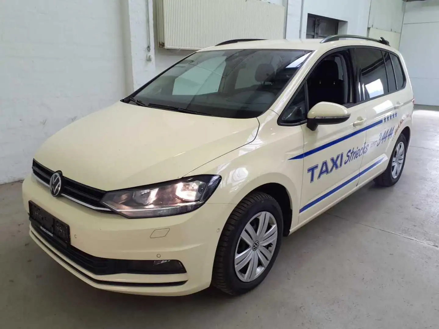 Volkswagen Touran 2.0TDi DSG TAXI-PAKET/TAXAMETER/7-SITZE Amarillo - 1