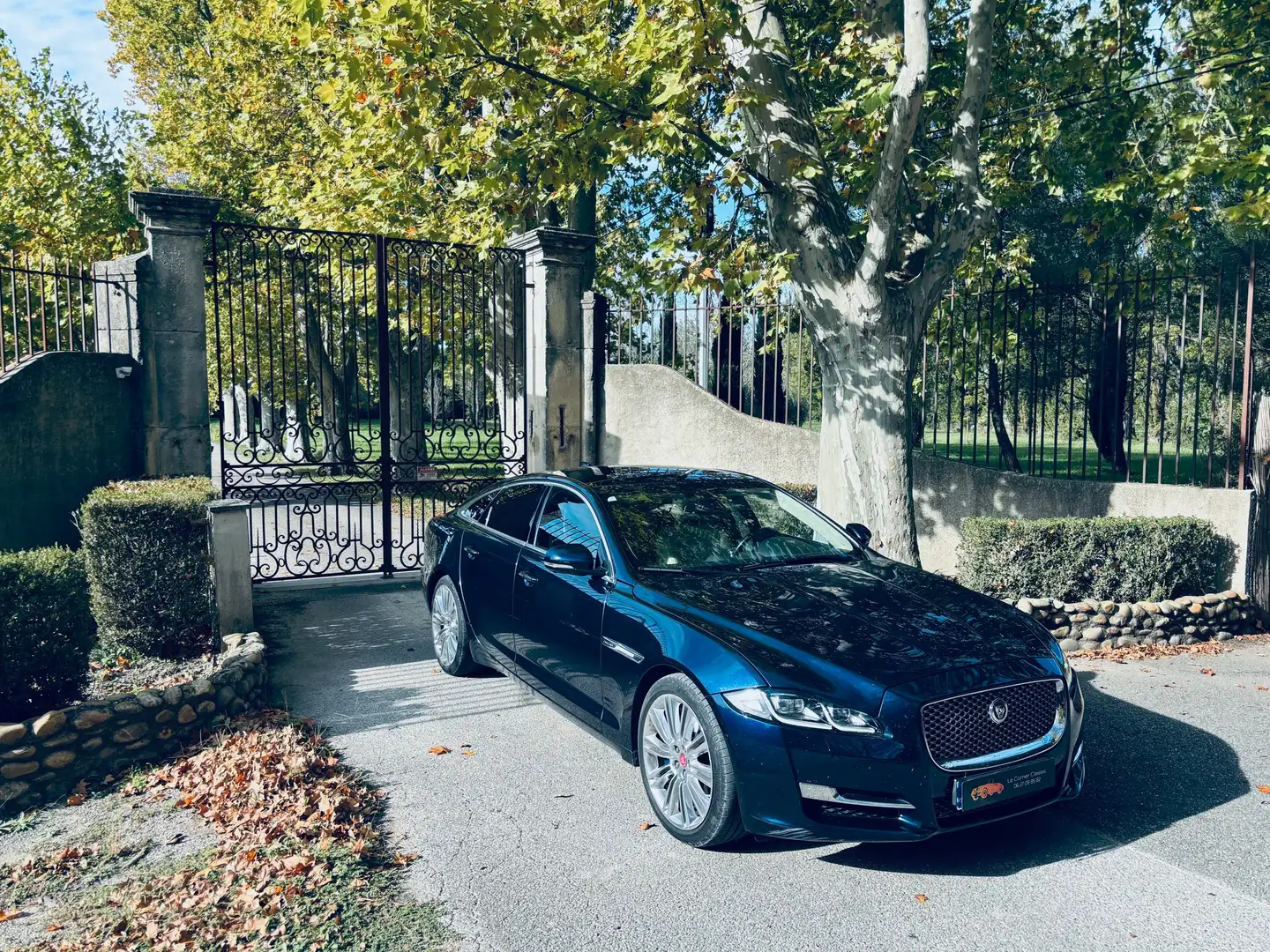 Jaguar XJ XJ V6 3.0 340 S/C AWD BVA8 Portfolio Bleu - 1