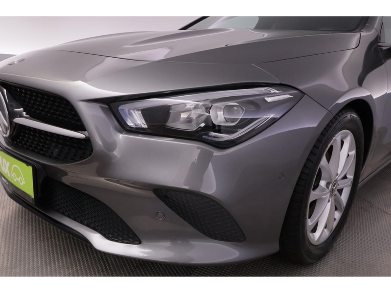 Mercedes-Benz CLA 180 7G-DCT Progressive LED+PANO+KAMERA+NAVI