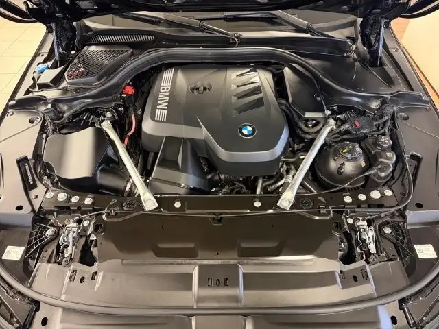 BMW 520 i Touring Ansicht 14