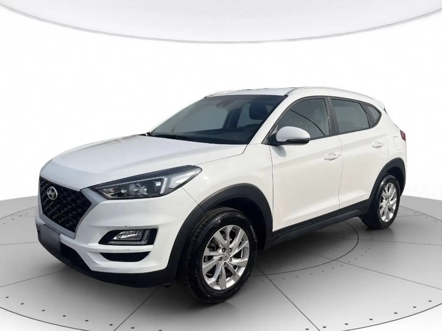 Hyundai TUCSON 1.6 gdi Xtech 2wd 132cv Weiß - 1
