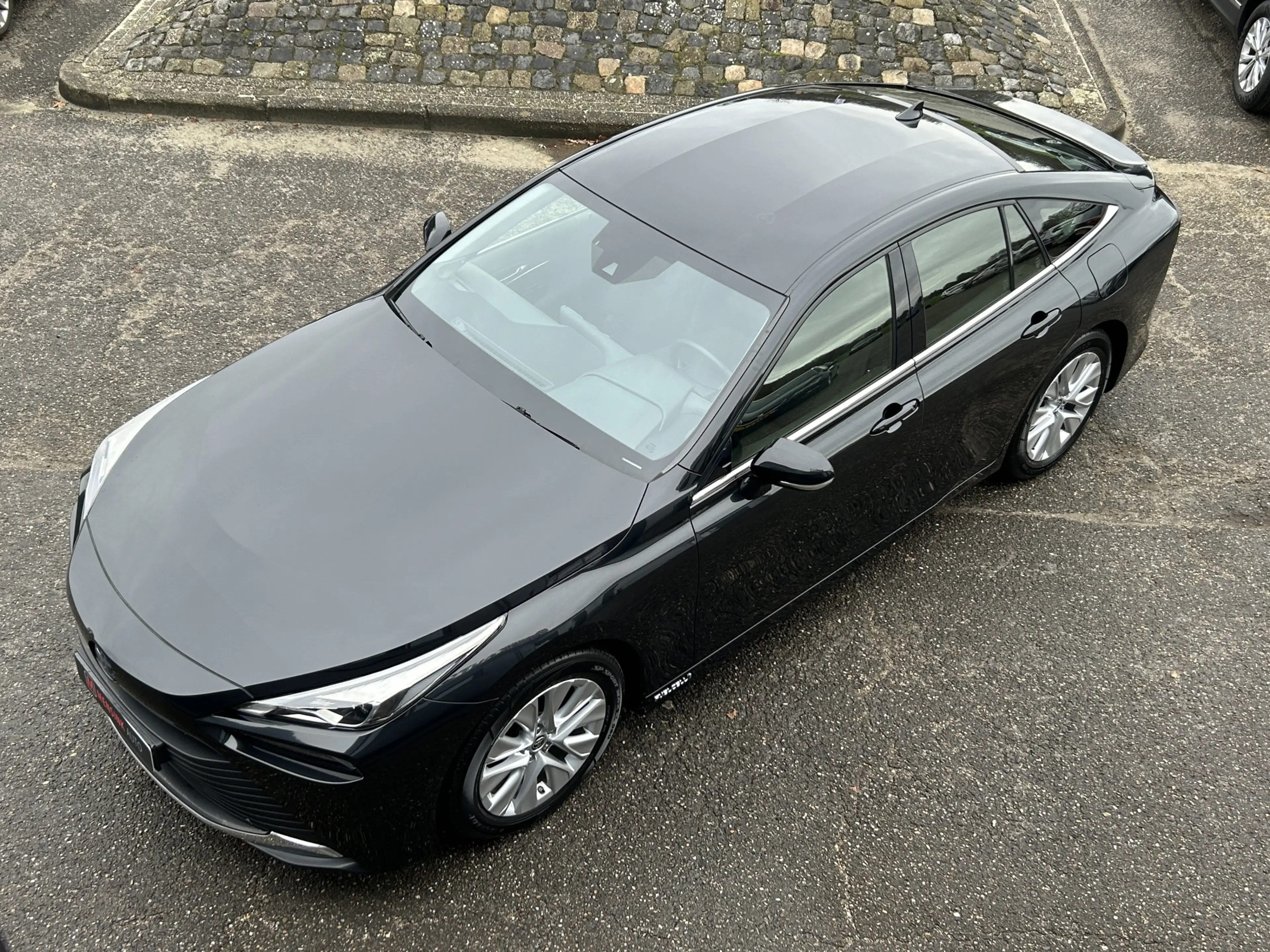 Toyota Mirai WATERSTOF H2 DYNAMIC JBL AUDIO APPLE CARPLAY NAVI — photo 2