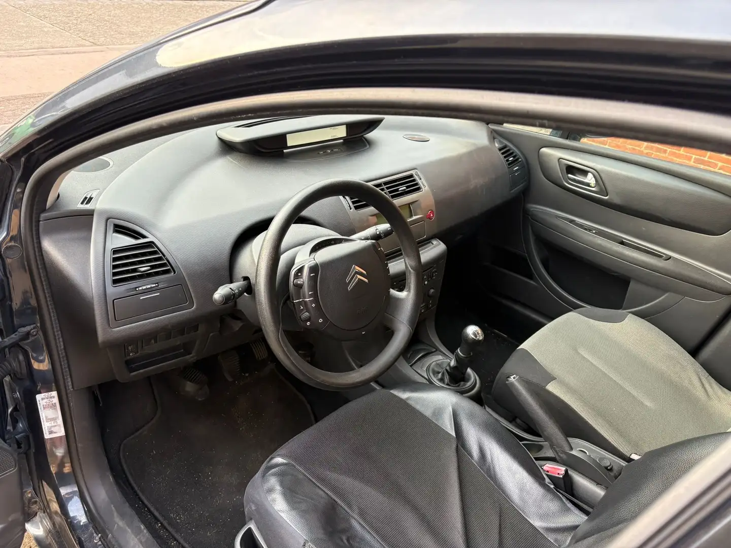 Citroen C4 HDi 110 FAP C-Chic - 1