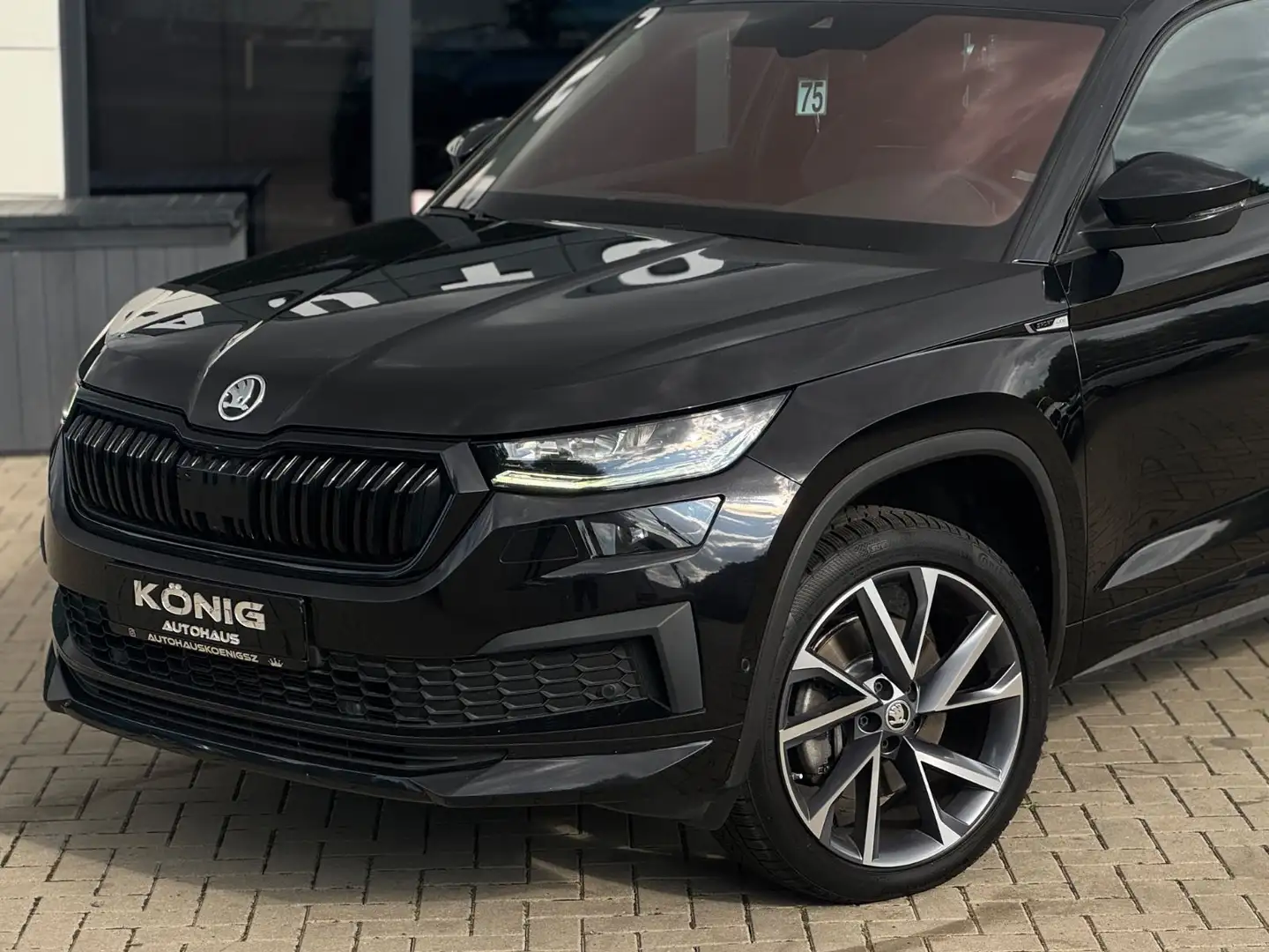 Skoda Kodiaq Sportline 4x4*360°*Sthzg*Canton*AHK* Schwarz - 2