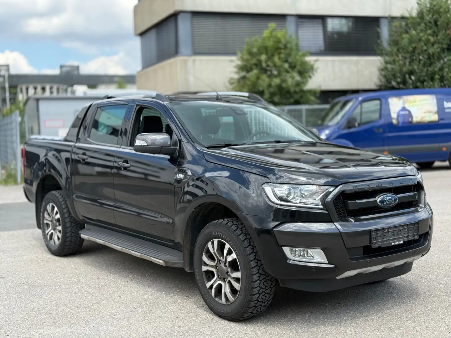 Ford Ranger 3.2 Wildtrak Doppelkabine 4x4 Automatik Negro - 2