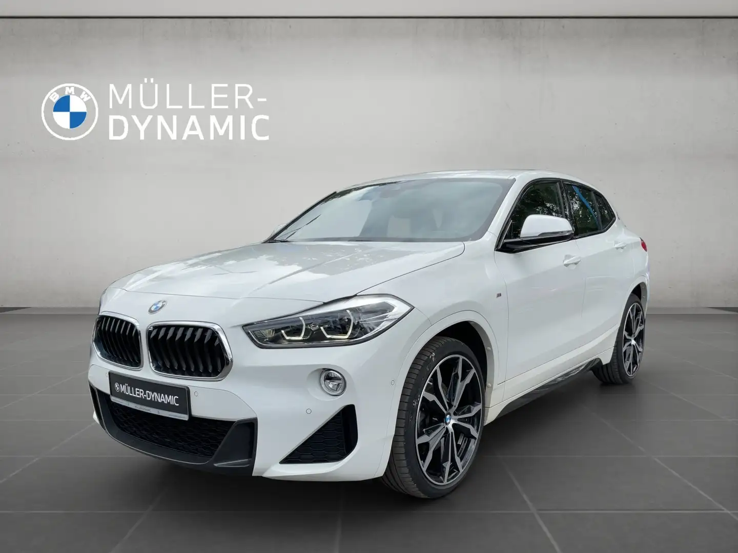 BMW X2 sDrive18i M SPORT LED NAVI TEMPOMAT PDC SHZ Weiß - 1