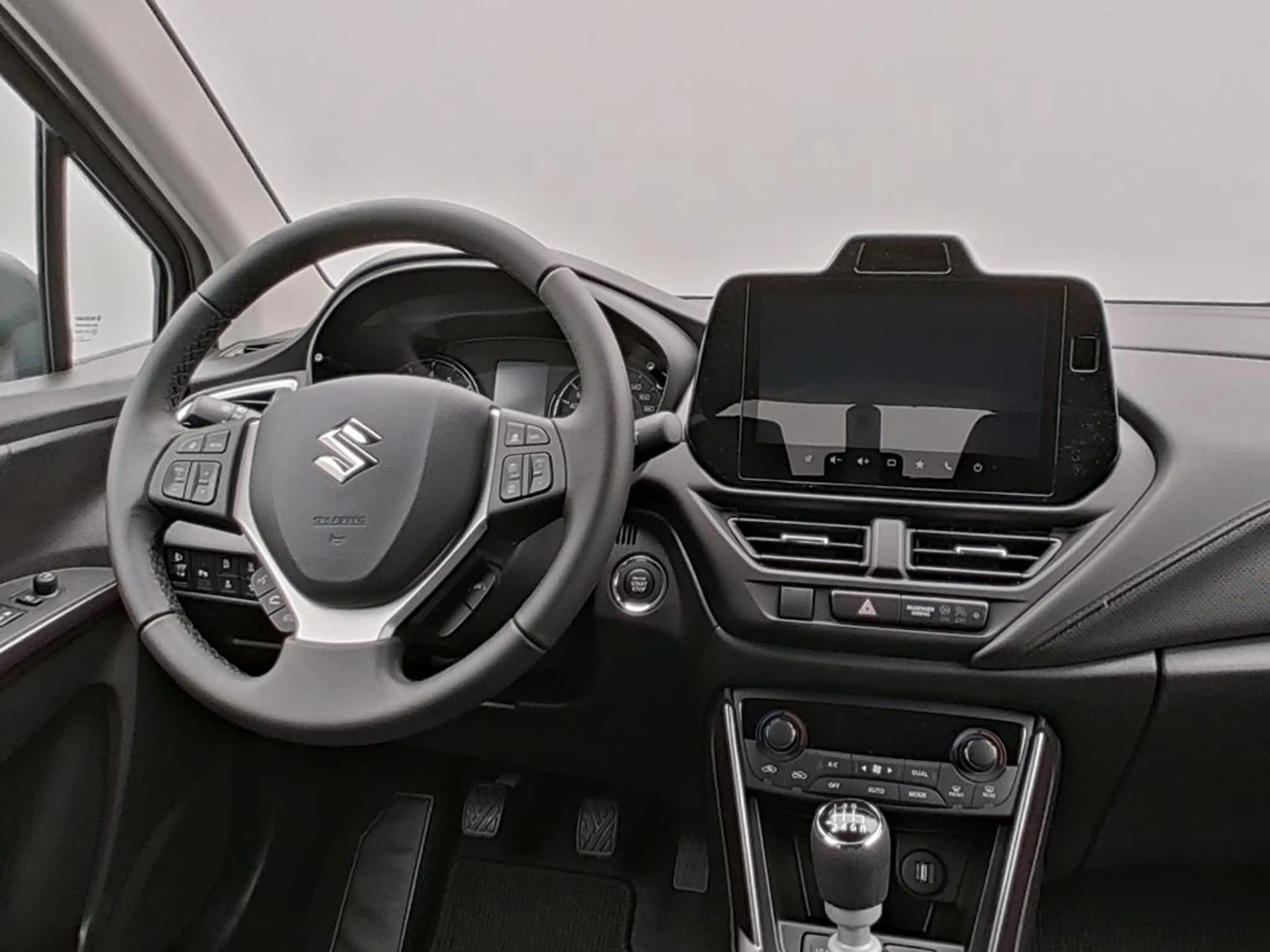 Suzuki SX4 S-Cross 1.4 COMFORT HYBRID — photo 14