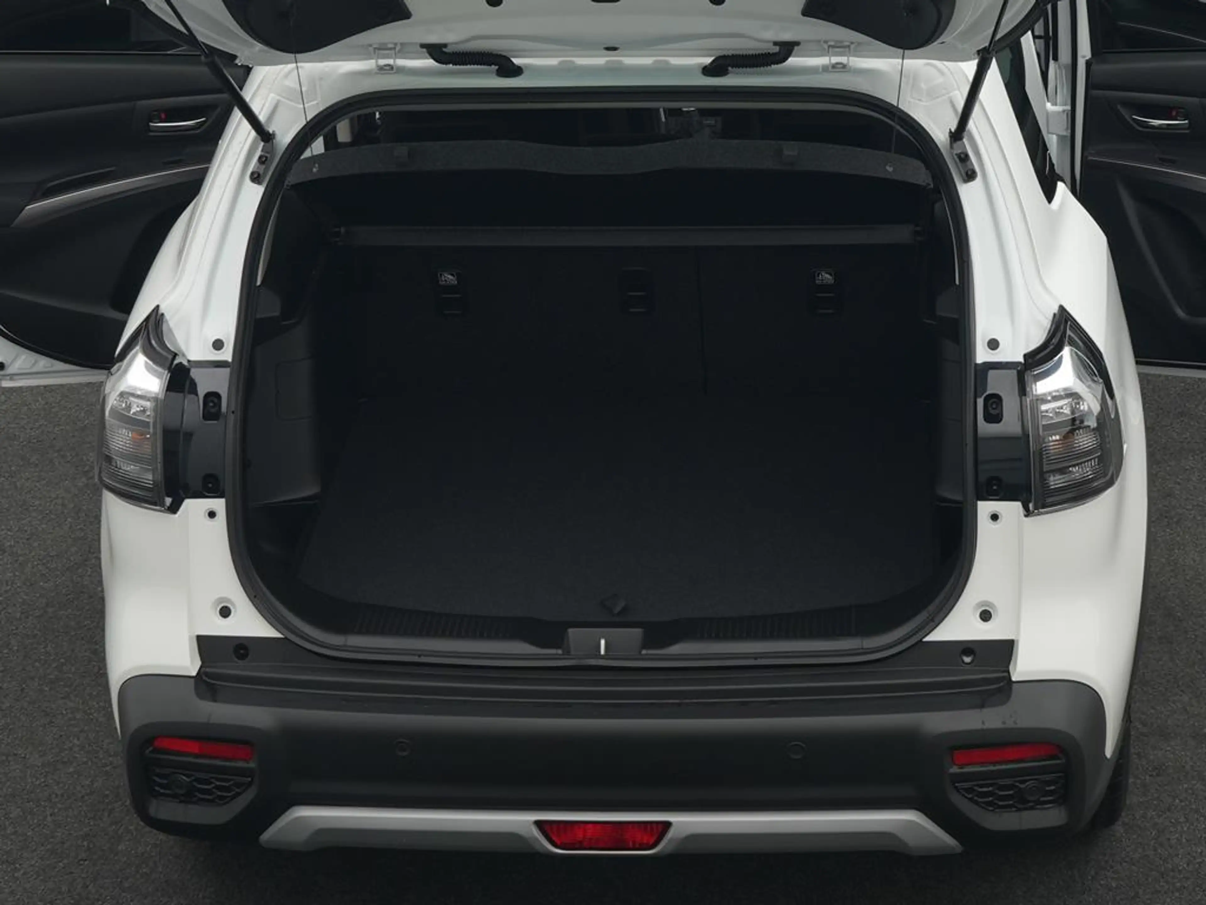 Suzuki SX4 S-Cross 1.4 COMFORT HYBRID — photo 9