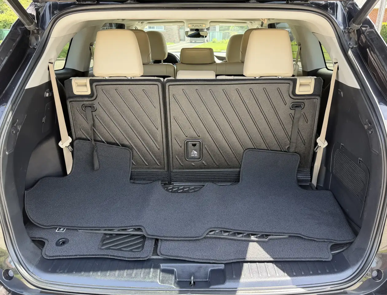 Toyota Highlander снимка Toyota Highlander