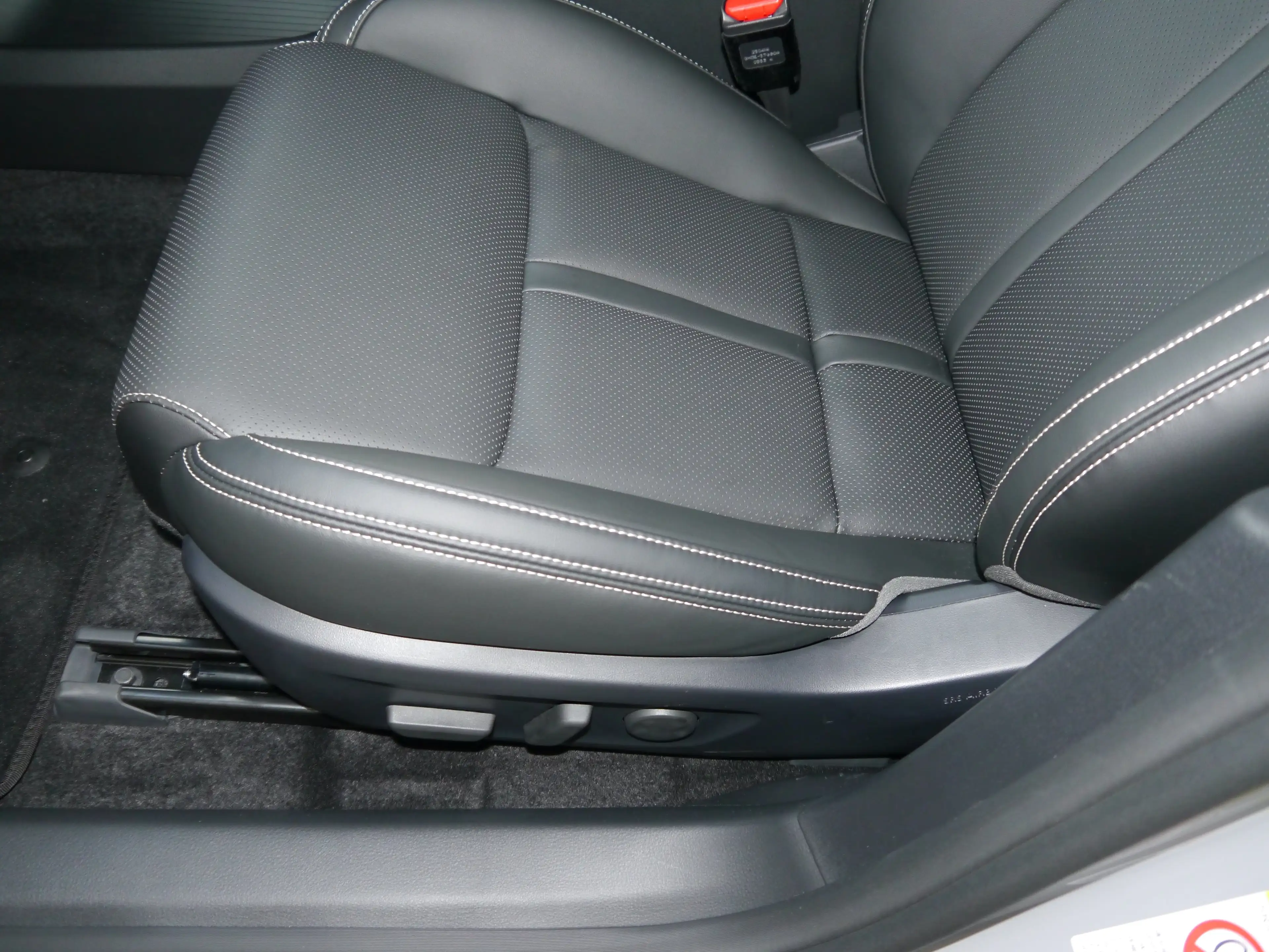 Mazda 6e 6e EV Takumi WENIG GELD  ! VIEL AUSSTATTUNG ! — photo 15