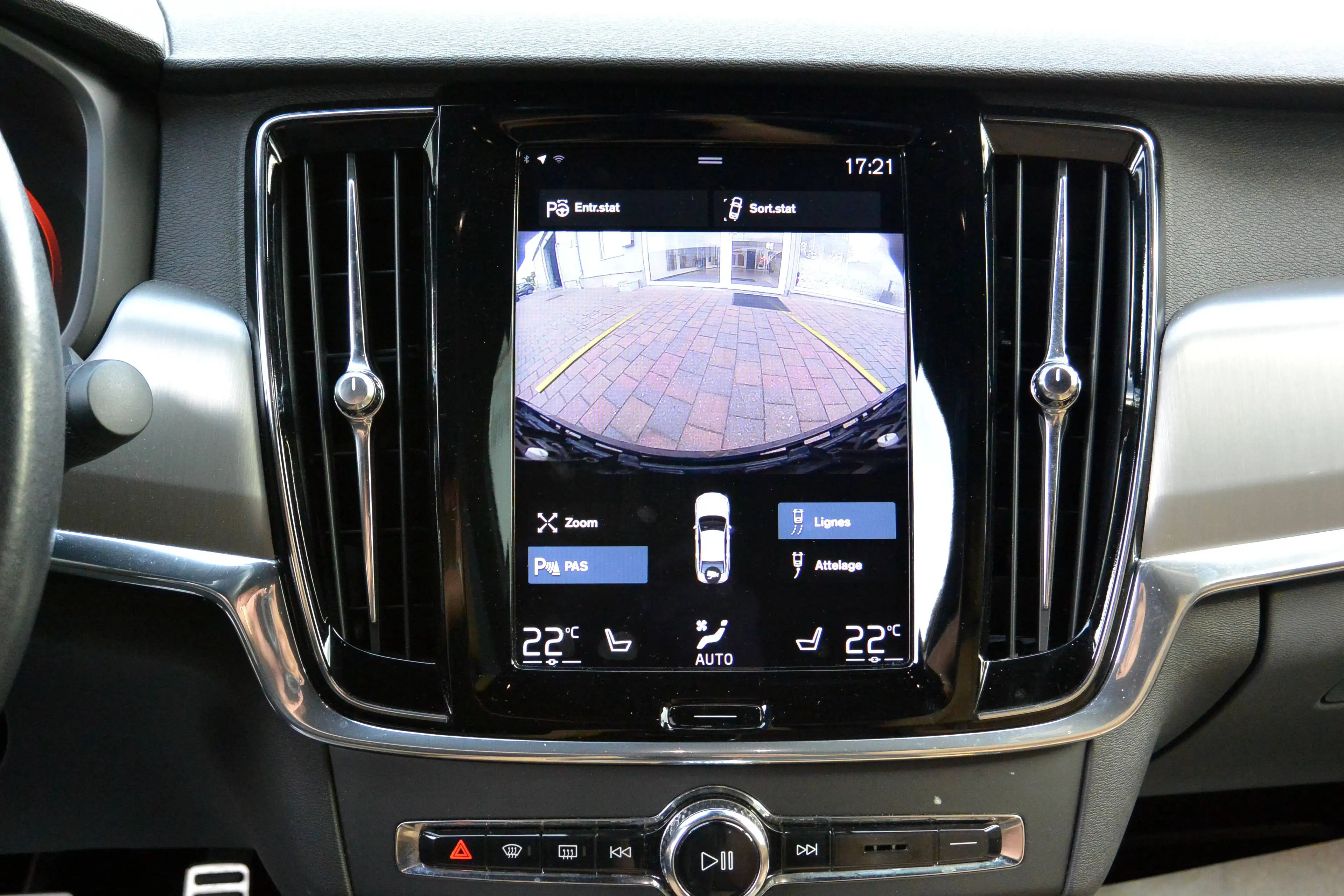 Volvo S90 2.0 D4 Design Geartronic*BOITE AUTO*CUIR*CAMERA*J20*GARANTIE* — photo 13