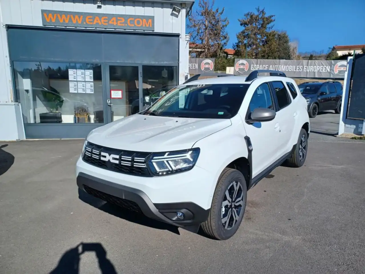 Dacia Duster — photo 14