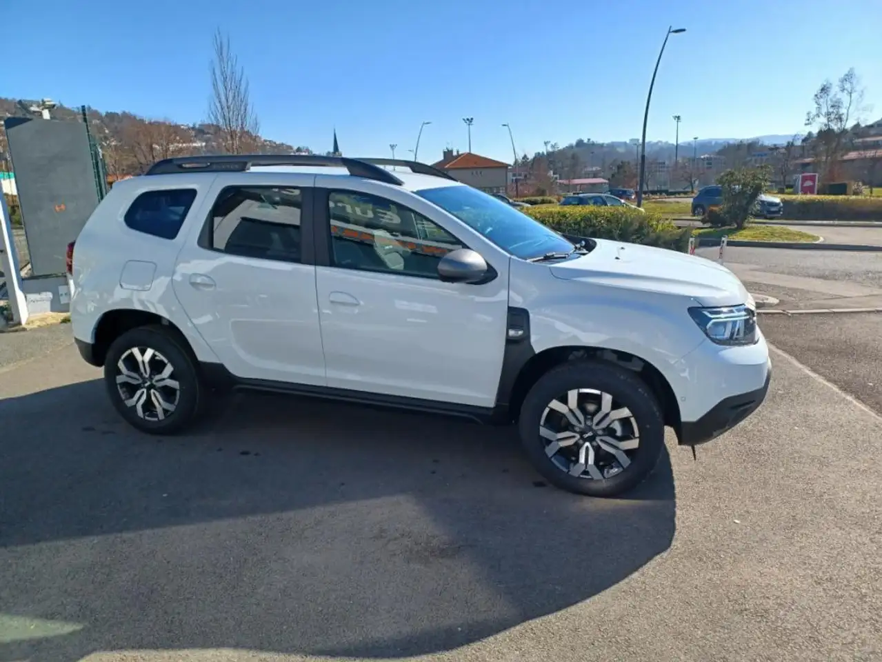 Dacia Duster — photo 5