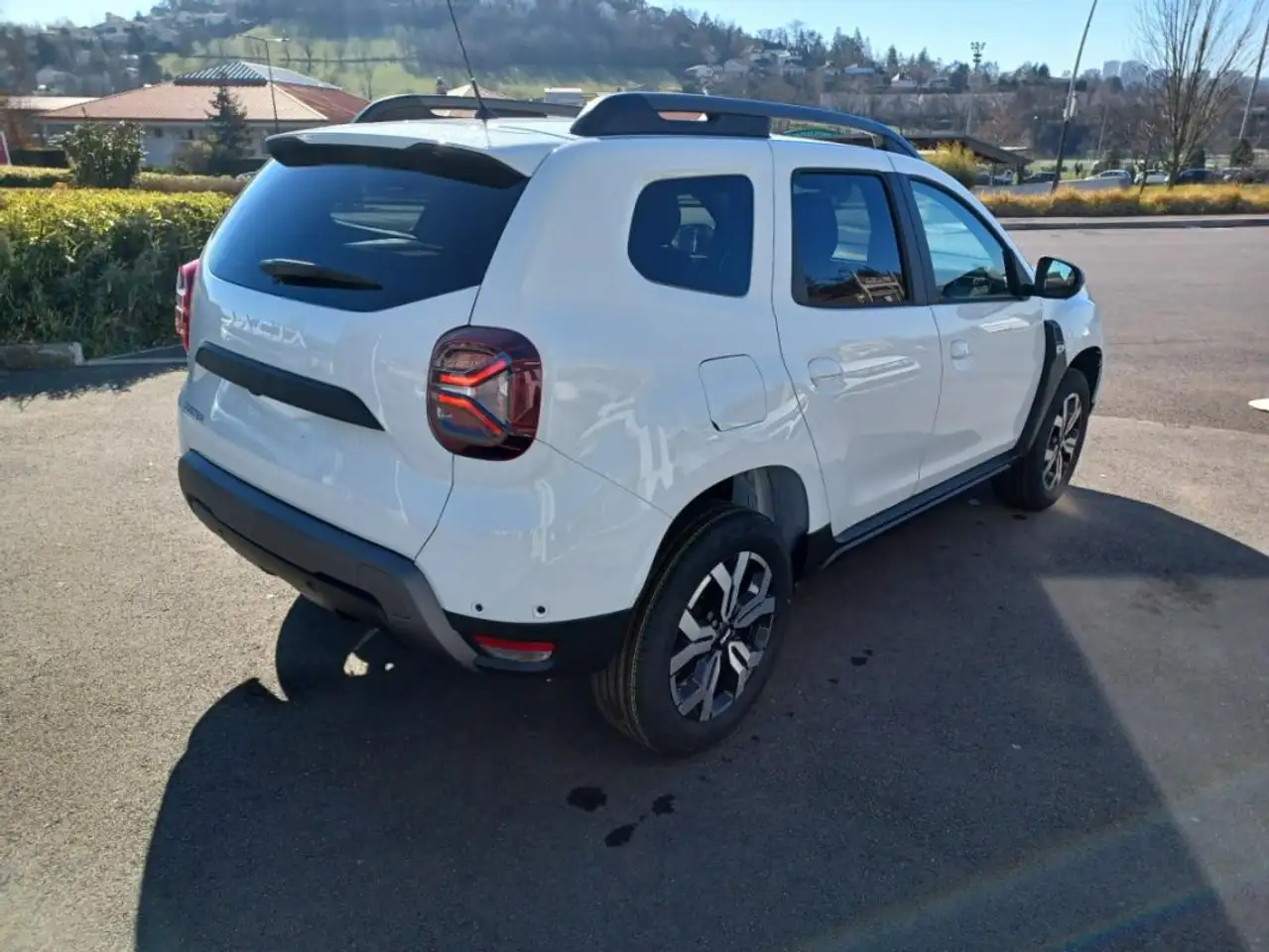 Dacia Duster — photo 6