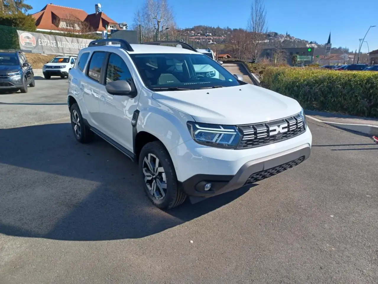 Dacia Duster — photo 4