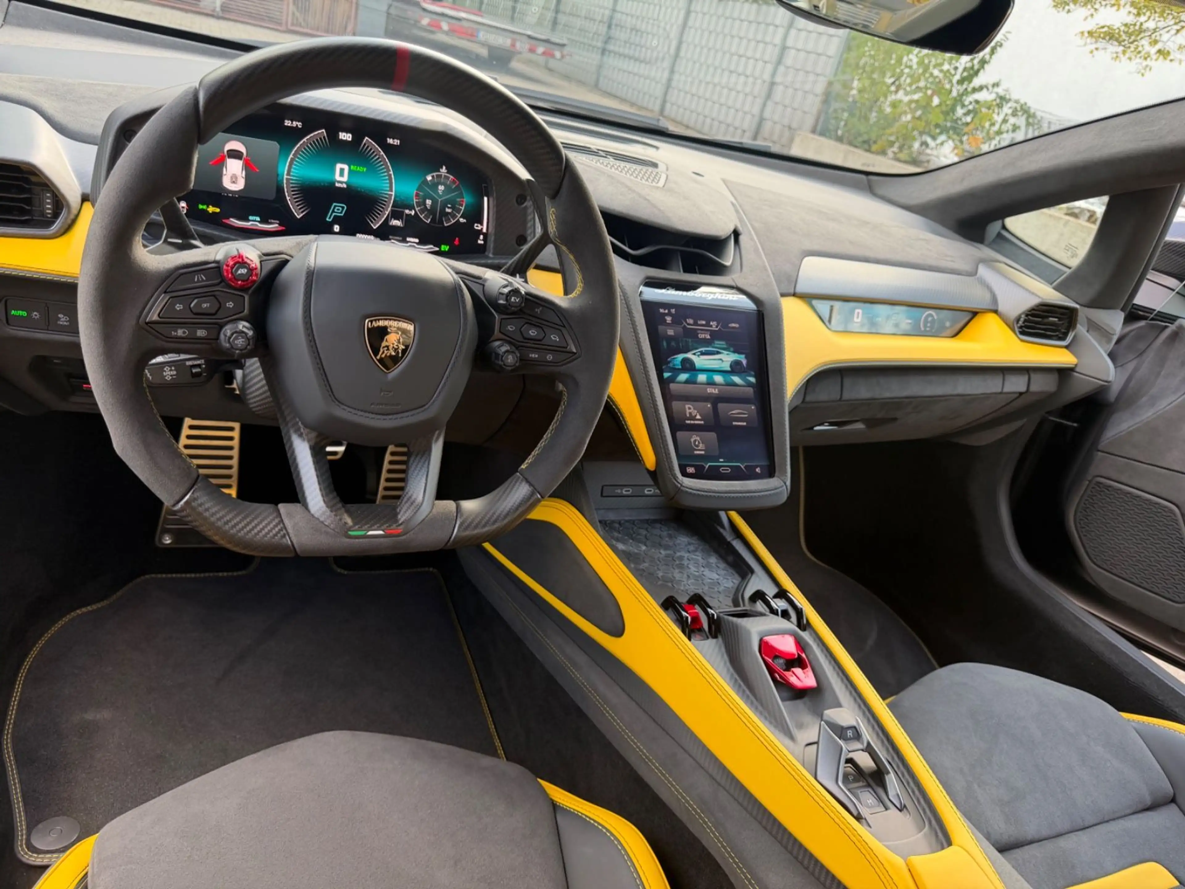 Lamborghini Temerario V8 — photo 13
