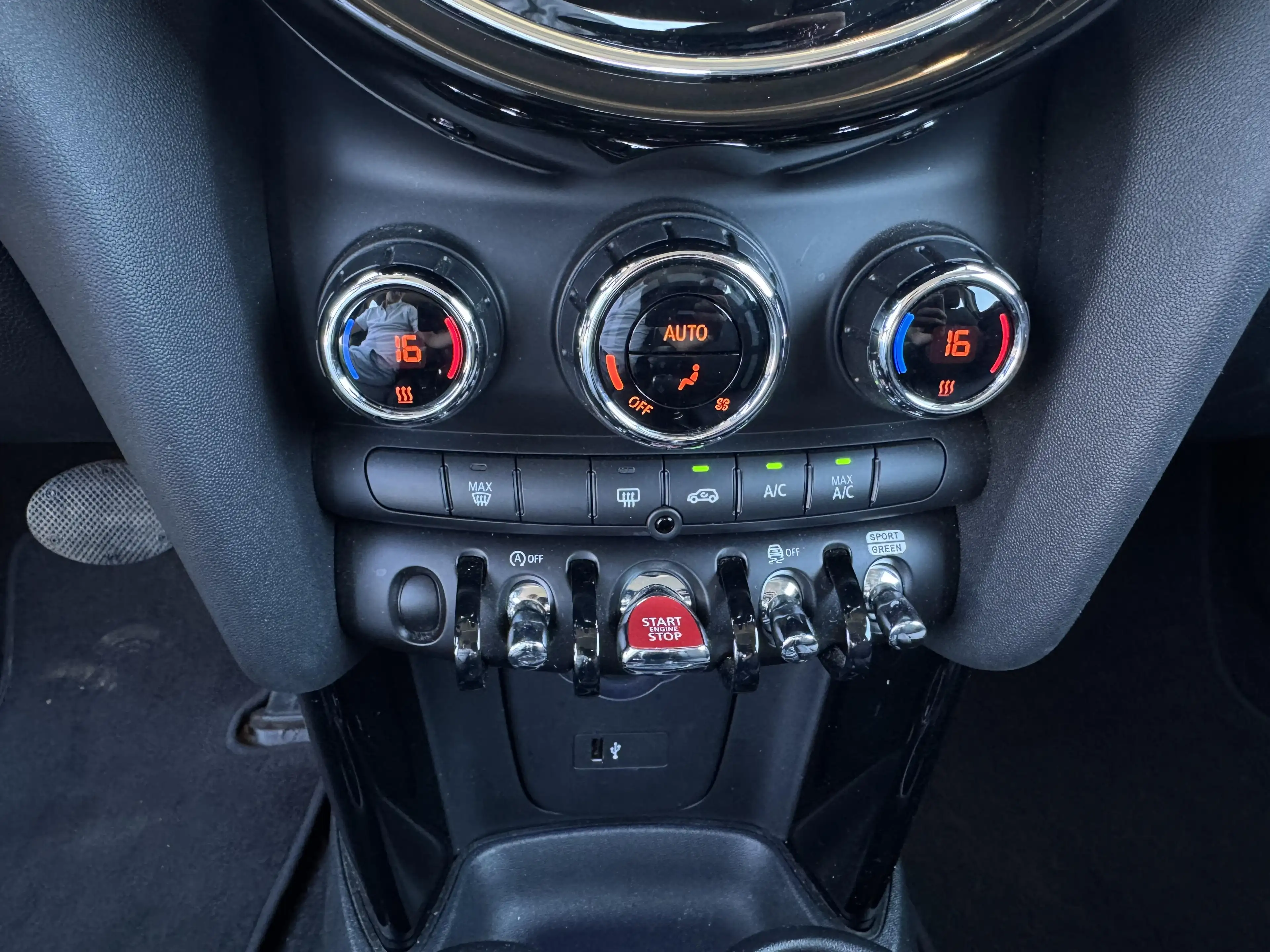 MINI Cooper 1.5i aut LED | CARPLAY | PREMIUM — photo 15