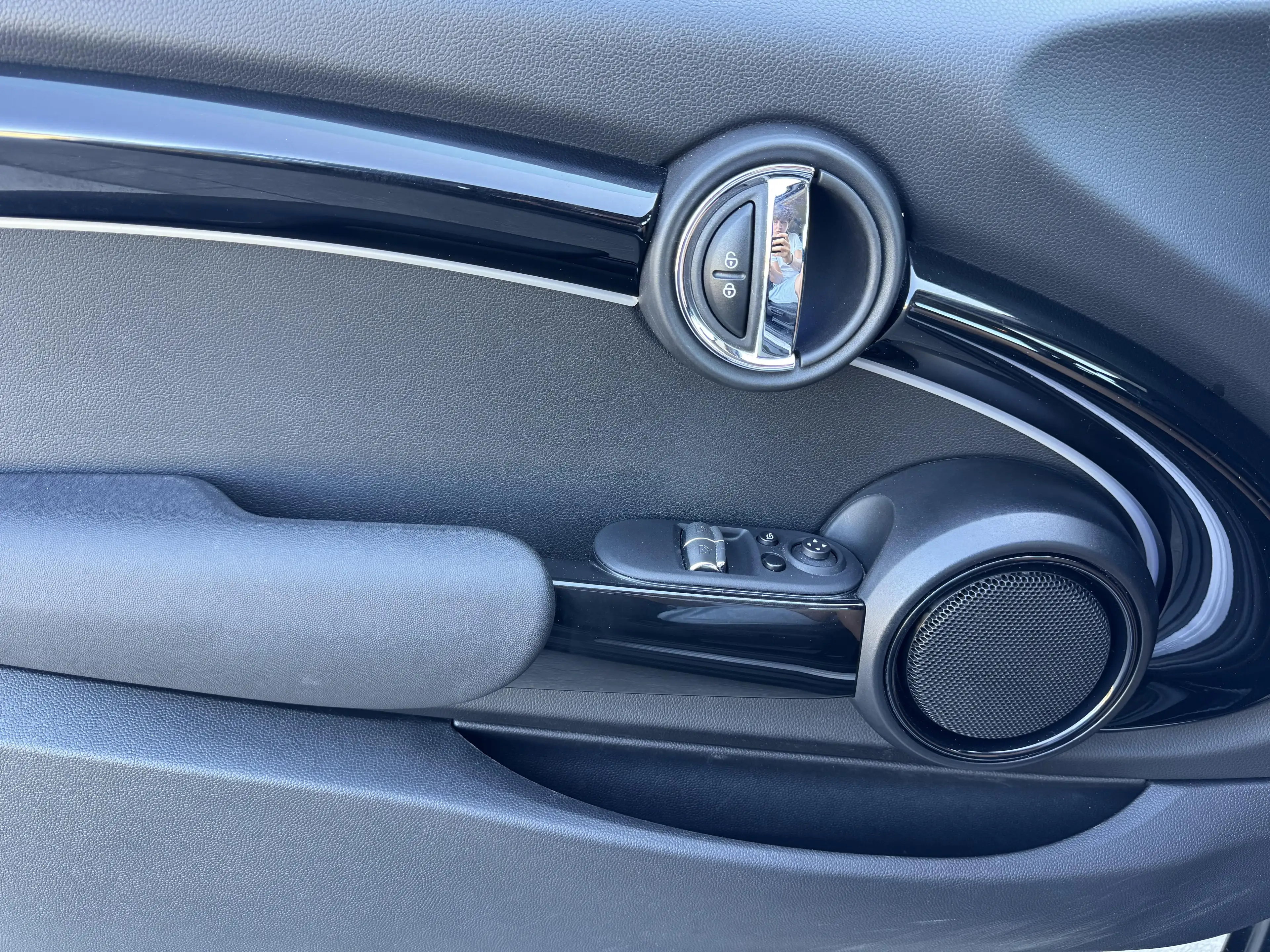 MINI Cooper 1.5i aut LED | CARPLAY | PREMIUM — photo 18