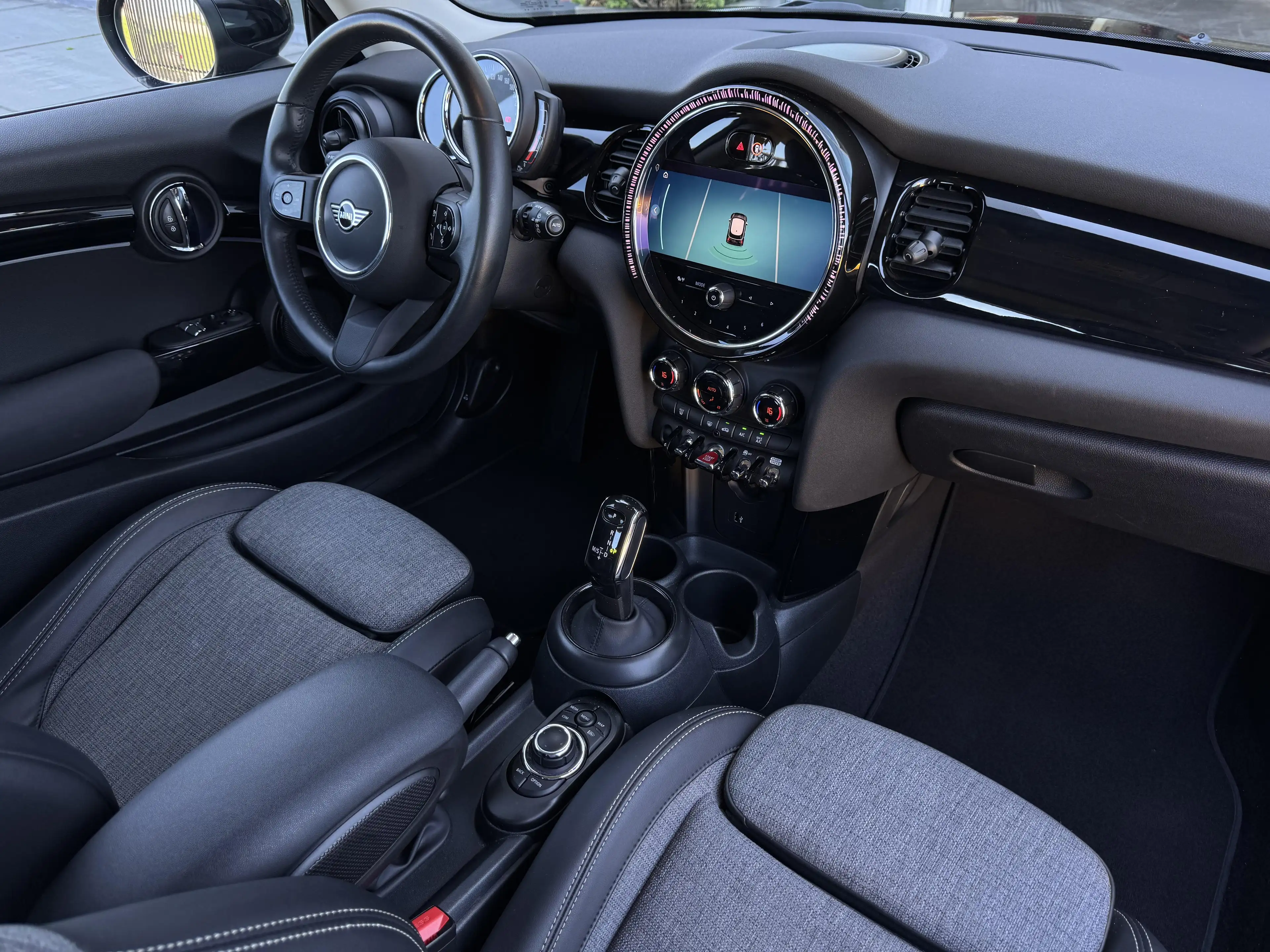 MINI Cooper 1.5i aut LED | CARPLAY | PREMIUM — photo 12