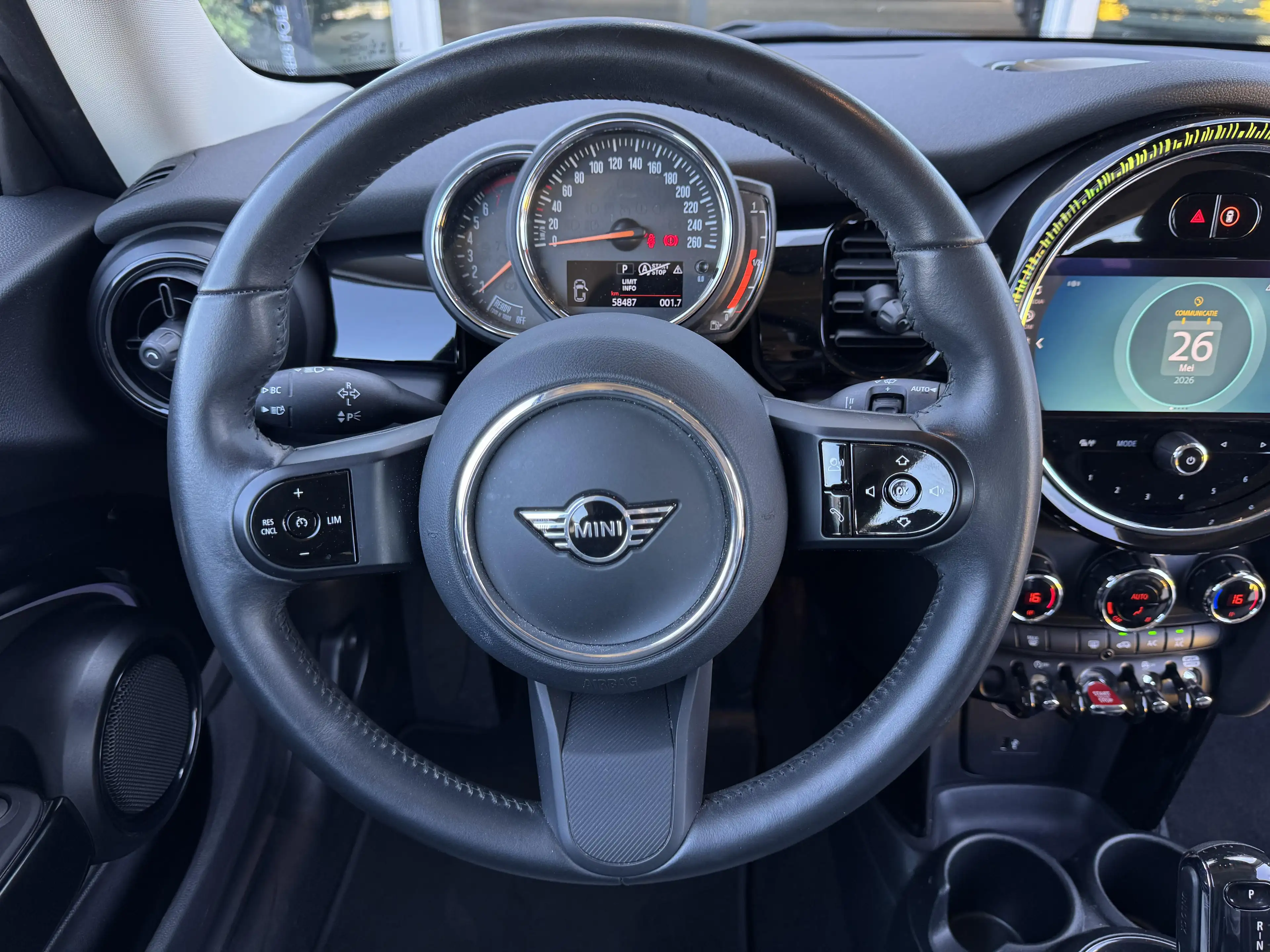 MINI Cooper 1.5i aut LED | CARPLAY | PREMIUM — photo 11