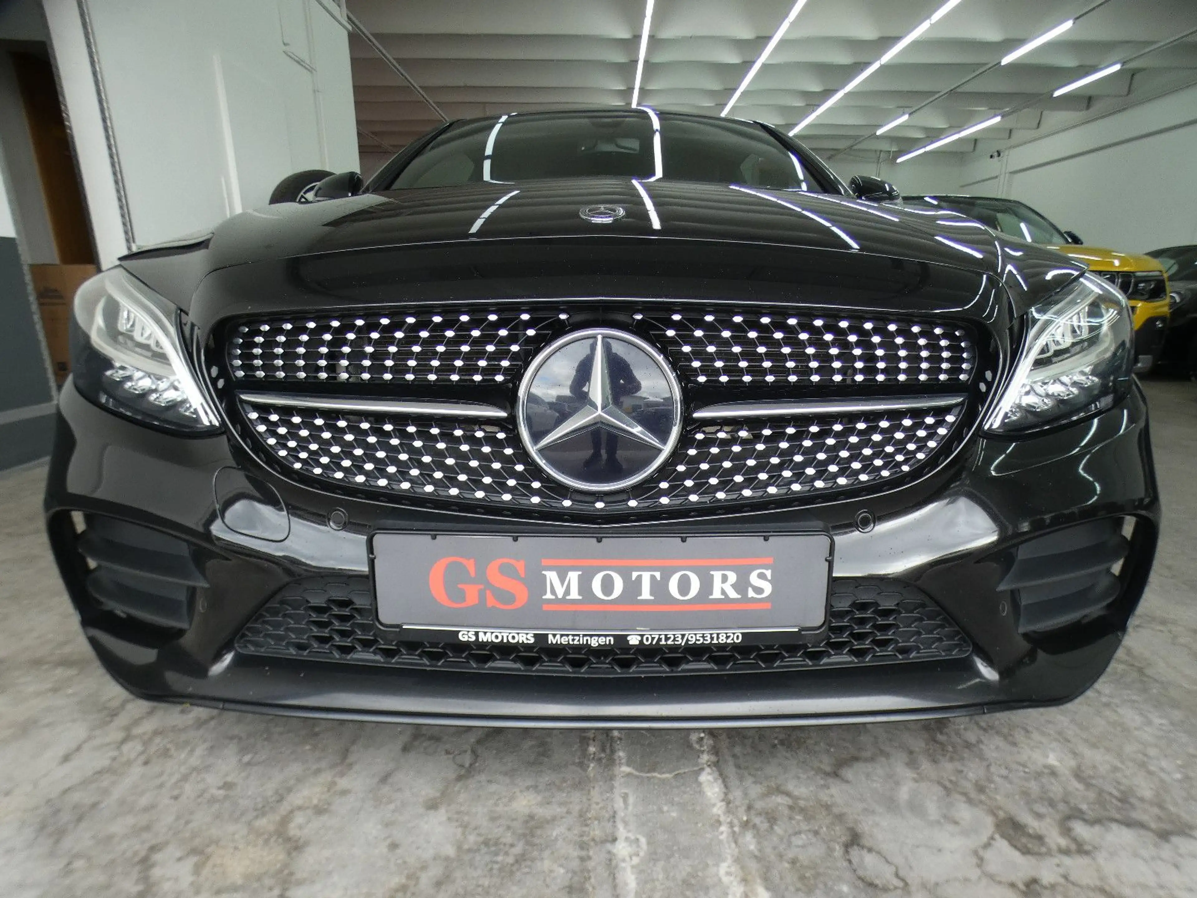 Mercedes-Benz C 200 Coupe AMG*LED*NAVI*AMBIENTE*BURMESTER*CAM — photo 2