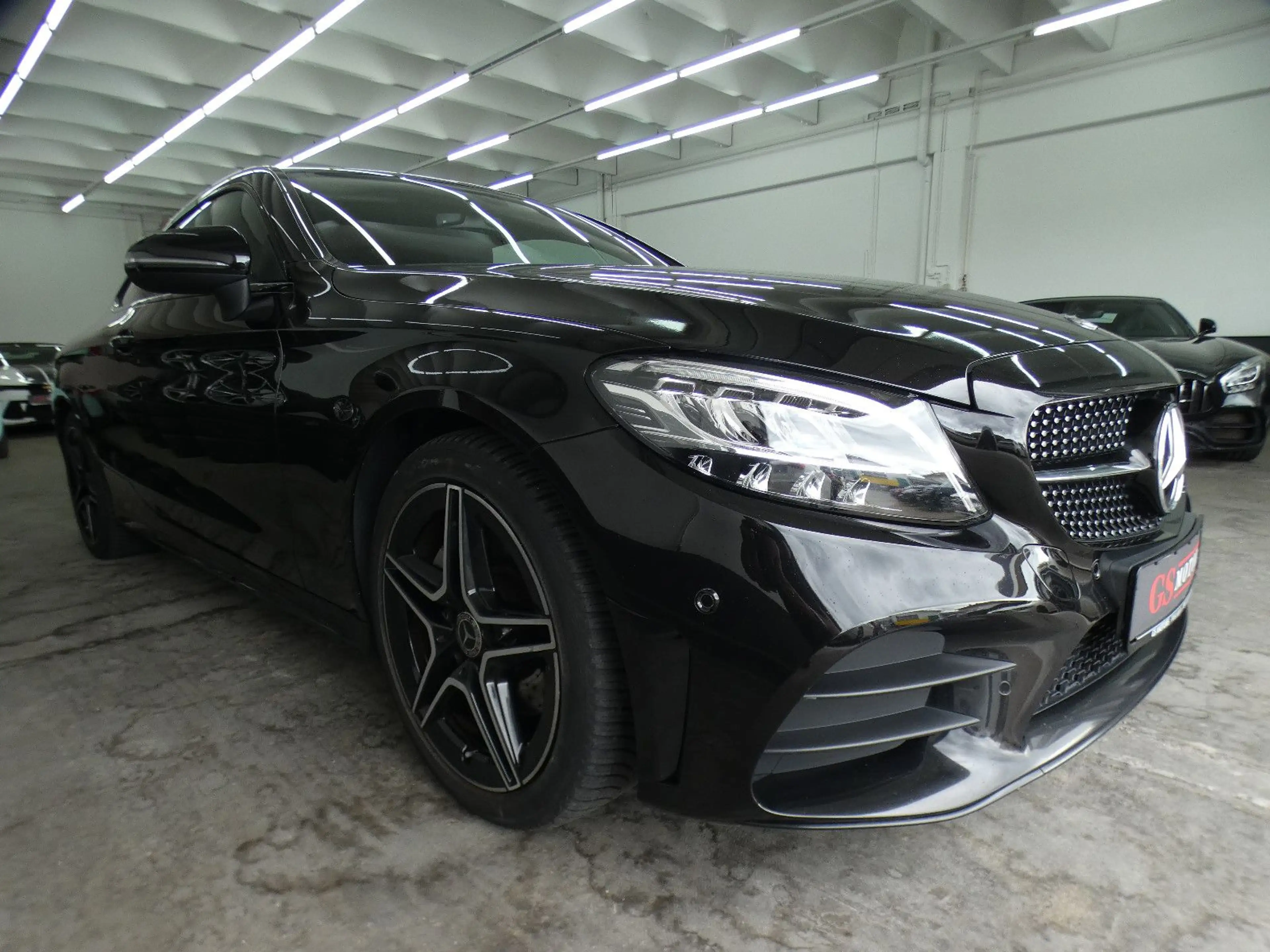 Mercedes-Benz C 200 Coupe AMG*LED*NAVI*AMBIENTE*BURMESTER*CAM