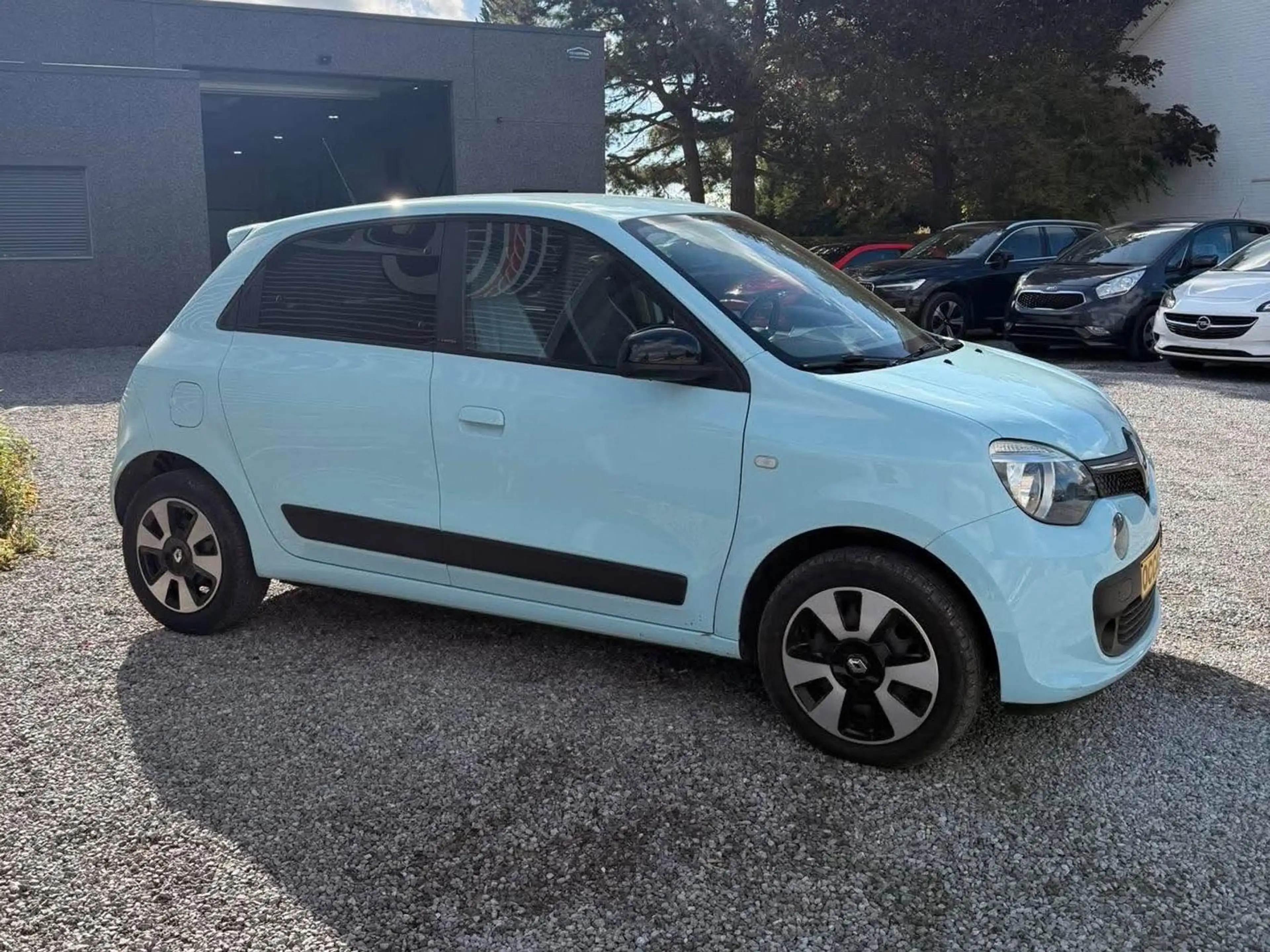 Renault Twingo Twingo 1.0i SCe Limited S — photo 3