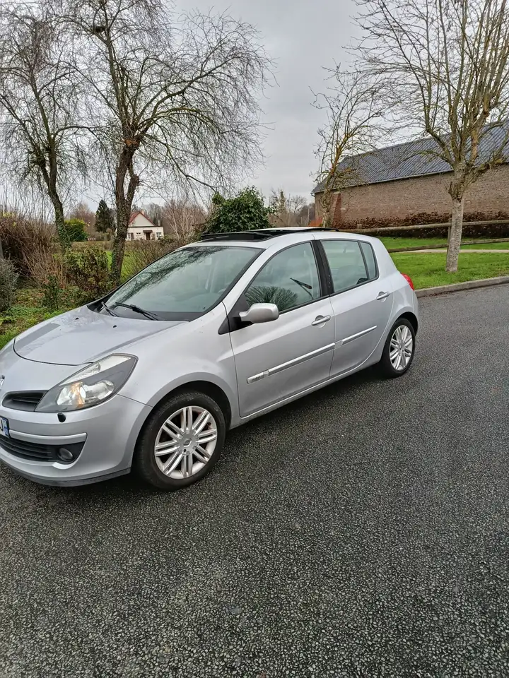 Renault Clio 2.0 16V 140 Dynamique