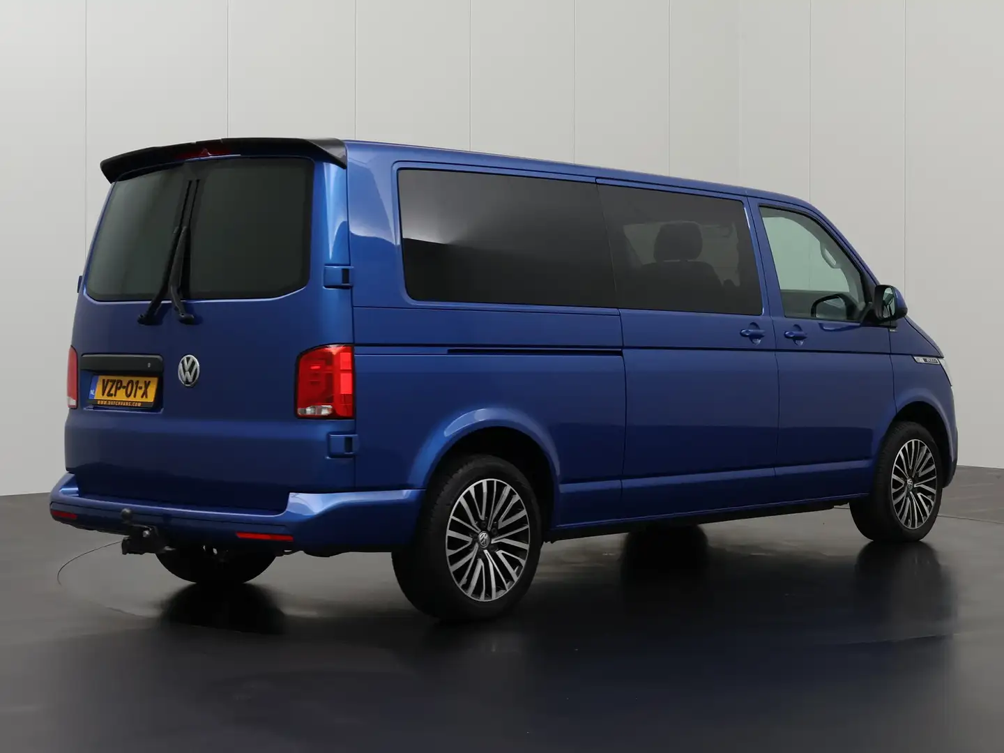 Volkswagen T6.1 Transporter 2.0TDI 204PK DSG Automaat Bulli Dubbele Cabine | L Bleu - 2