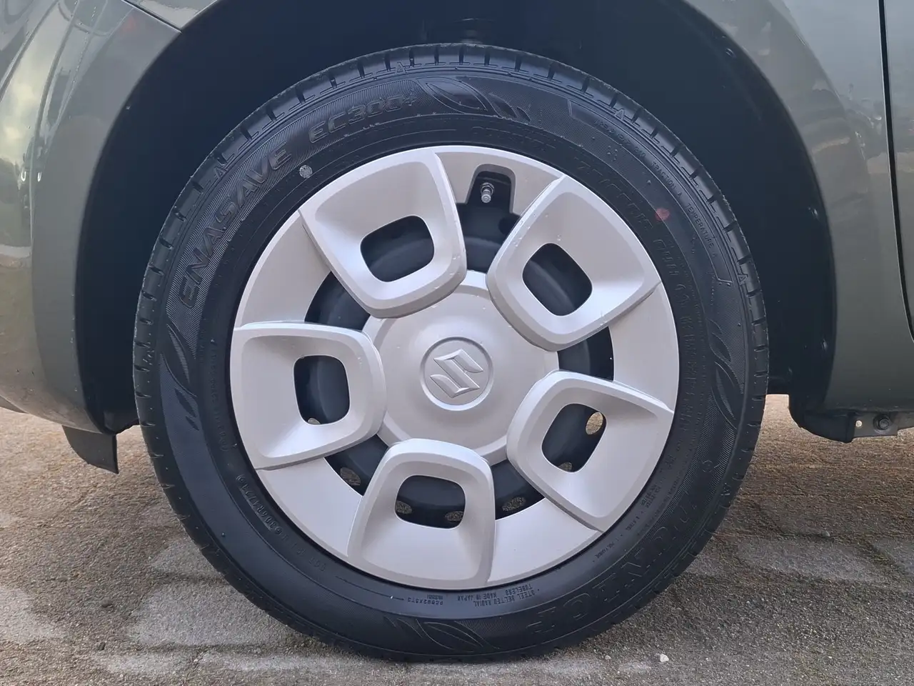 Suzuki Ignis 1.2 Mild-Hybrid Club KLIMA / DAB+ / LED-SCHEINWERF 18