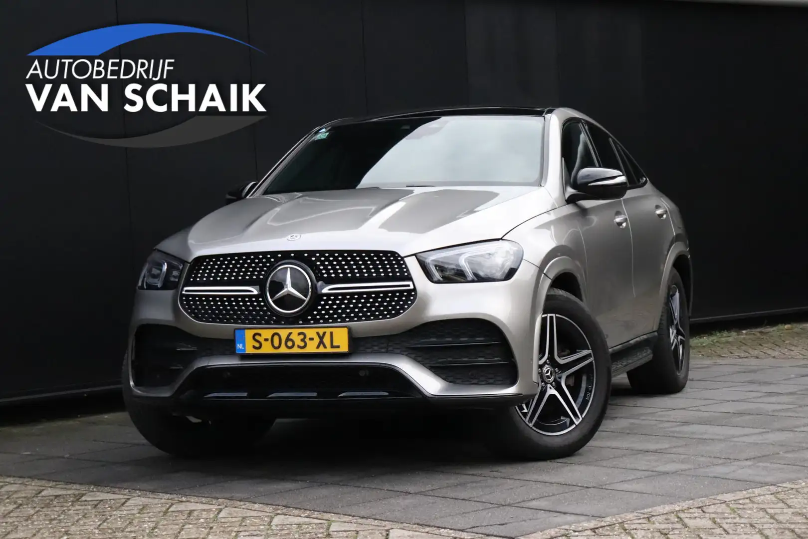 Mercedes-Benz GLE 350 e 4MATIC AMG | PANO-DAK | BURMESTER | CAMERA | CRU Grau - 1