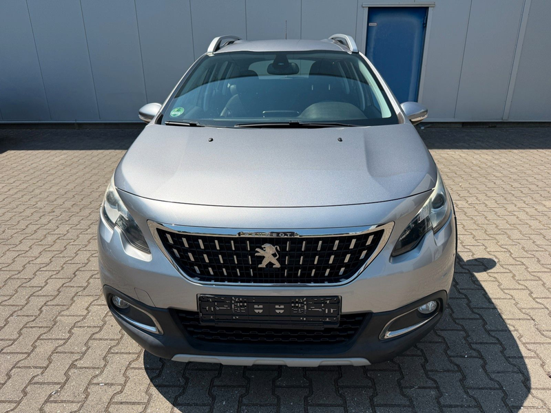 Peugeot 2008 Allure *Automatik *PDC *Tüv * Service Neu — photo 4