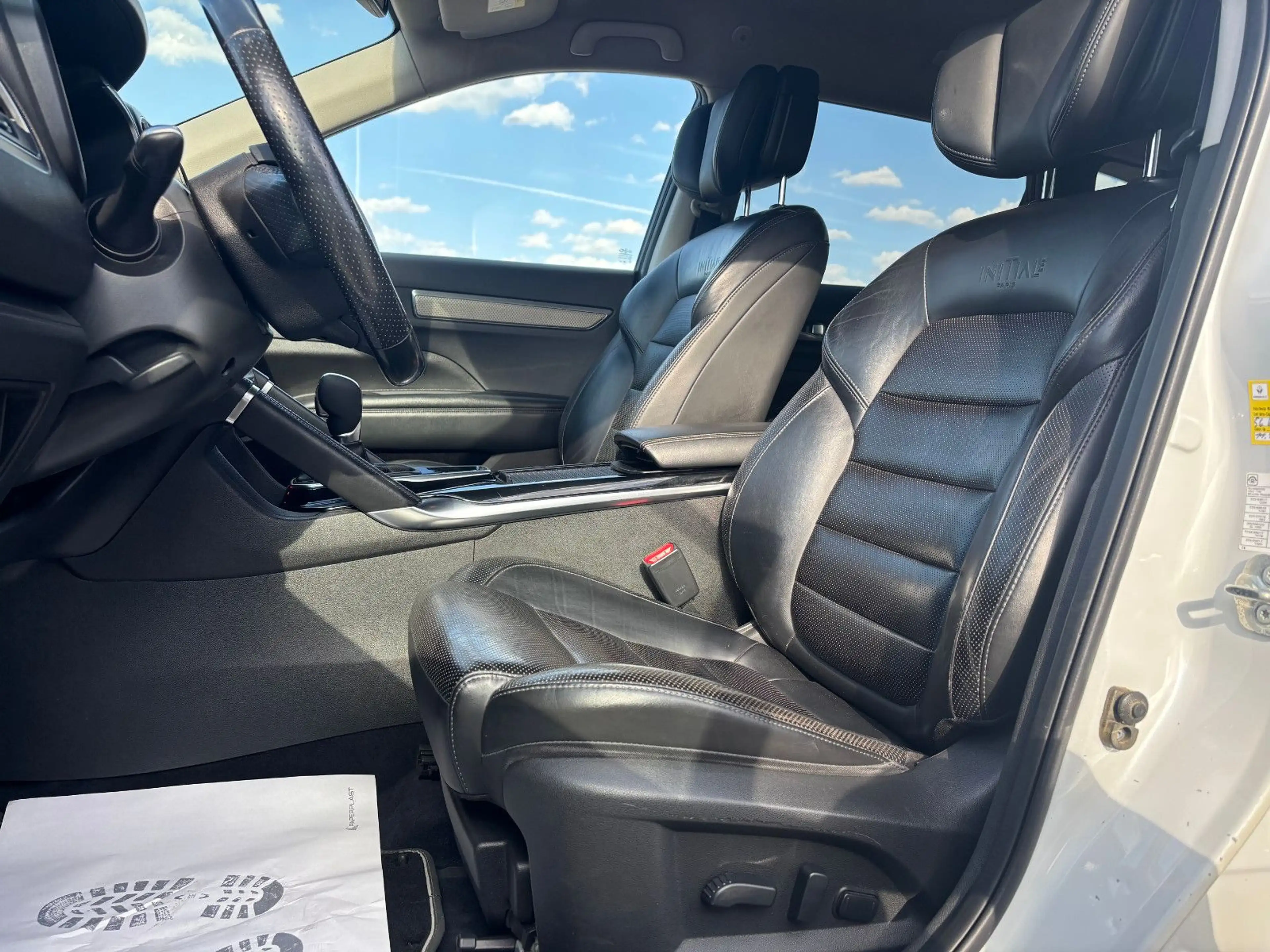 Renault Koleos 2.0 dCi Initiale Paris 4x4 +AUTOMATIK+ — photo 8