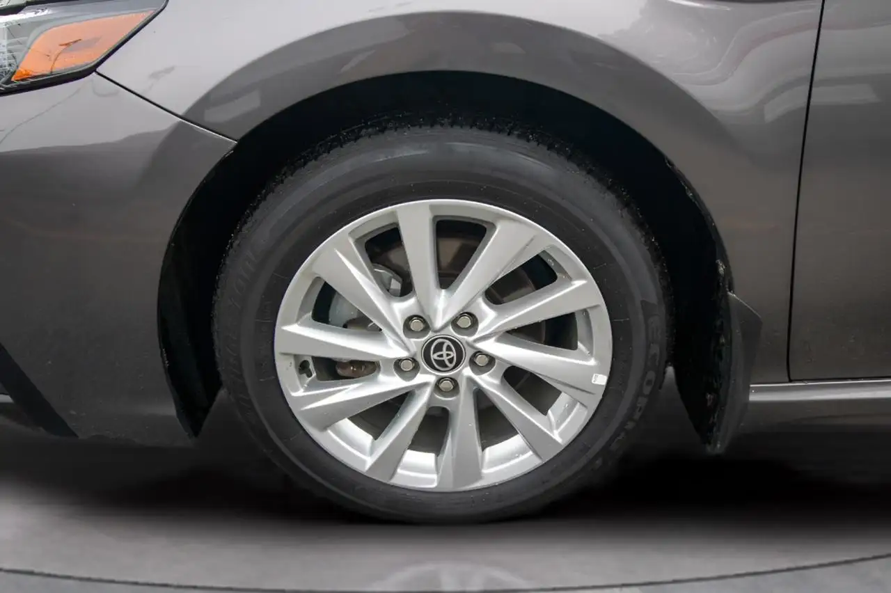 Toyota Camry снимка Toyota Camry