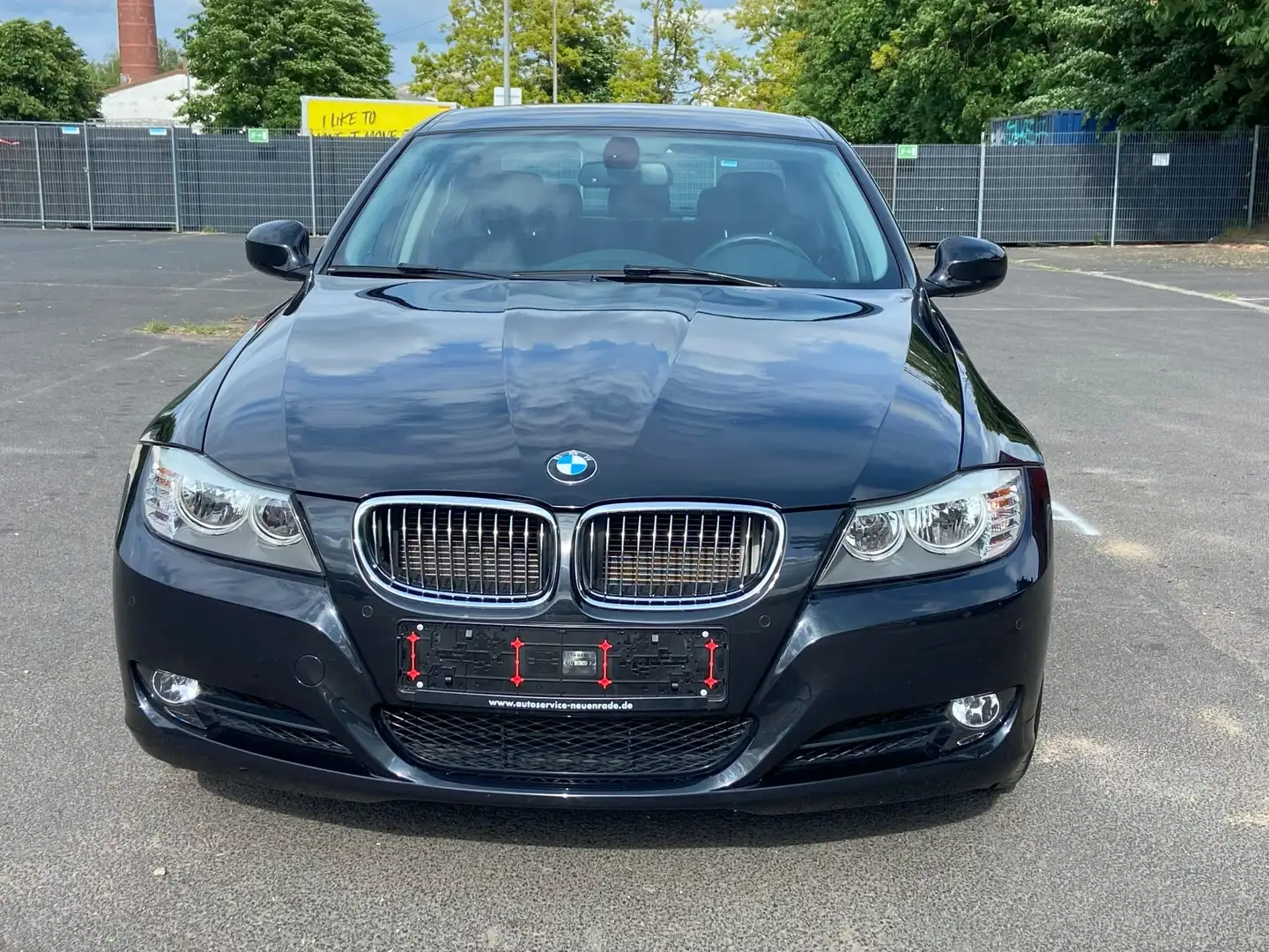BMW 325 325i xDrive 1.Hand / Scheckheft/Autom./sitzheizung Schwarz - 1