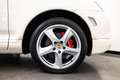 Porsche Cayenne 4.5 Turbo S Btw auto, Fiscale waarde € 8.000,- (€ Wit - thumbnail 19
