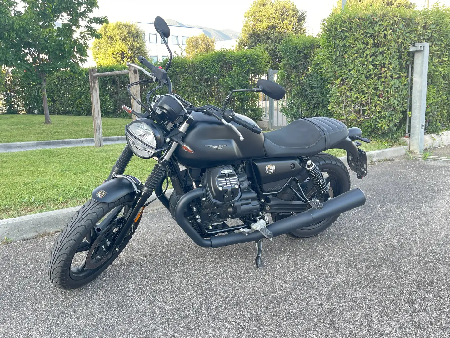 Moto Guzzi V7 Sport Moto Guzzi V7 IV - 2021 - Edizione Centenario Noir - 2