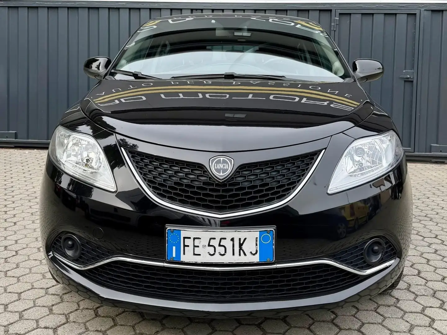 Lancia Ypsilon Ypsilon III 2015 1.2 Platinum 69cv 5P Neopatentati Zwart - 1