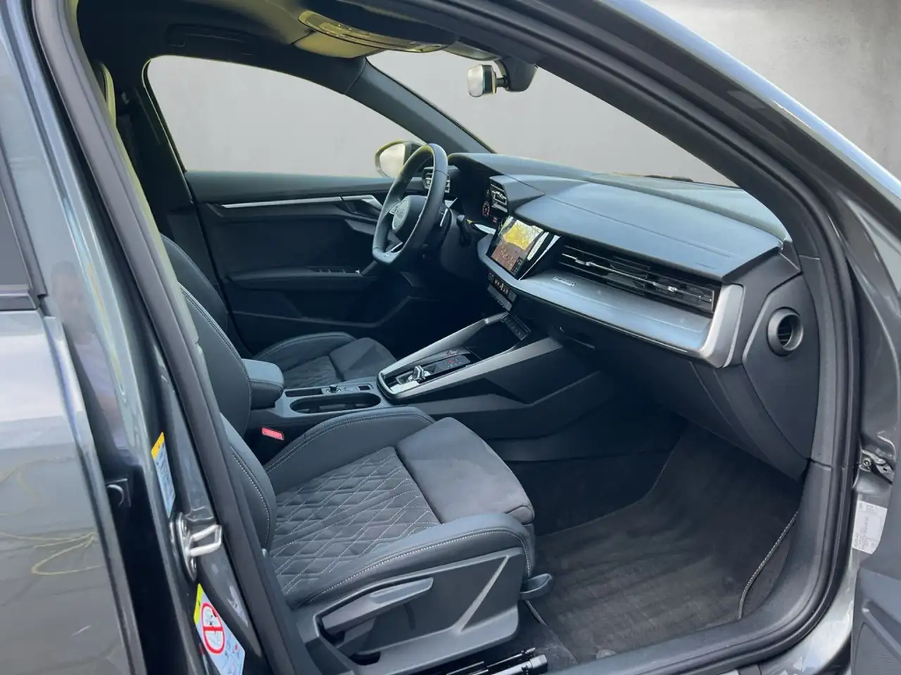 Audi S3 Sportback 2.0 TFSI quattro S tronic *KAMERA* 13