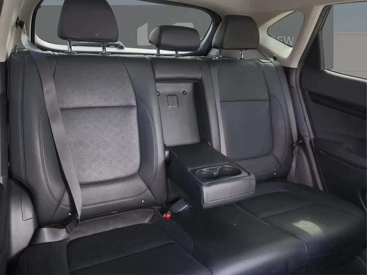 Kia Seltos снимка Kia Seltos