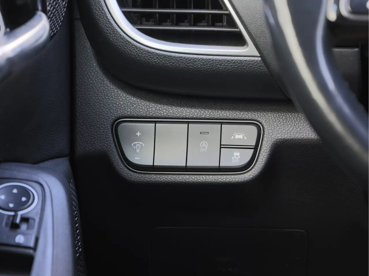 Kia Seltos снимка Kia Seltos