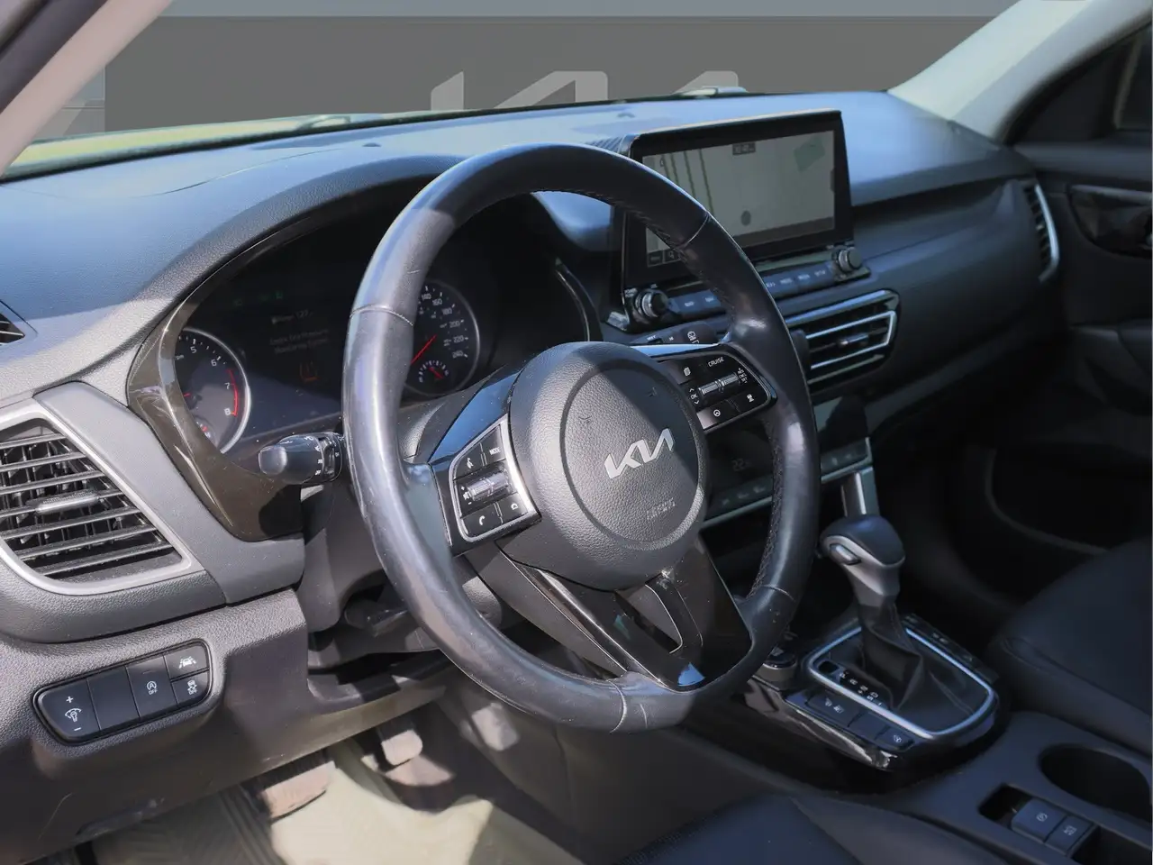 Kia Seltos снимка Kia Seltos