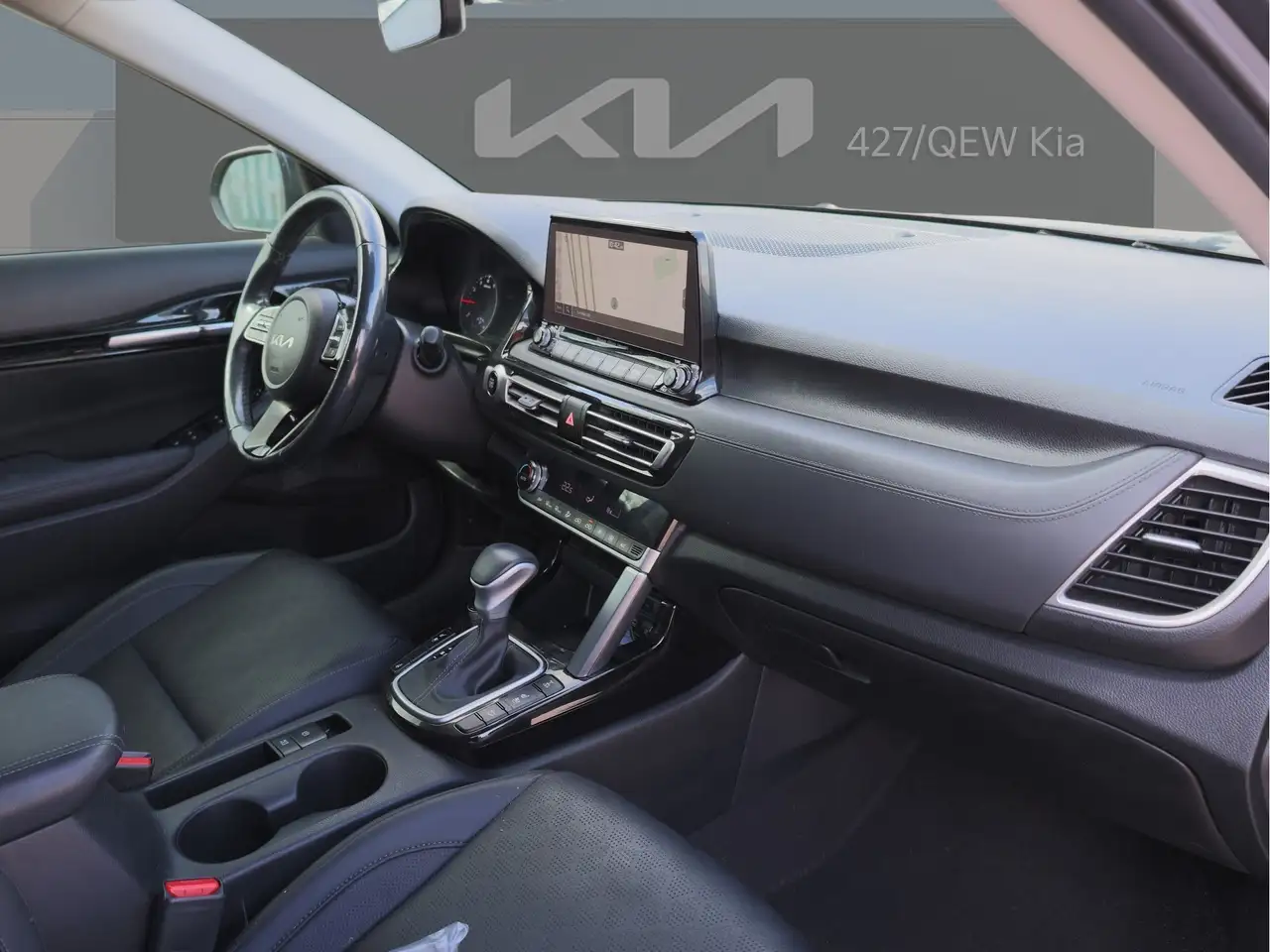 Kia Seltos снимка Kia Seltos