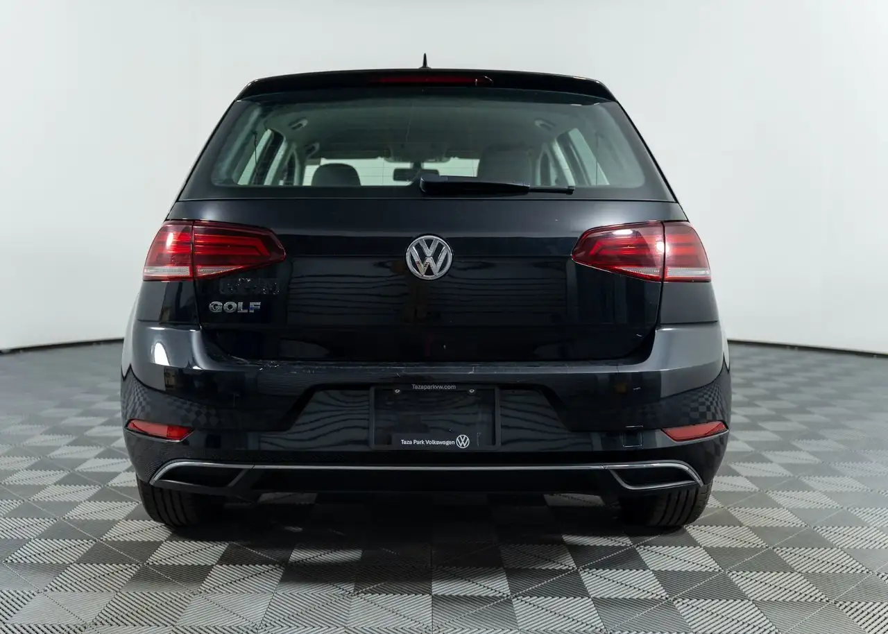 Volkswagen Golf снимка Volkswagen Golf
