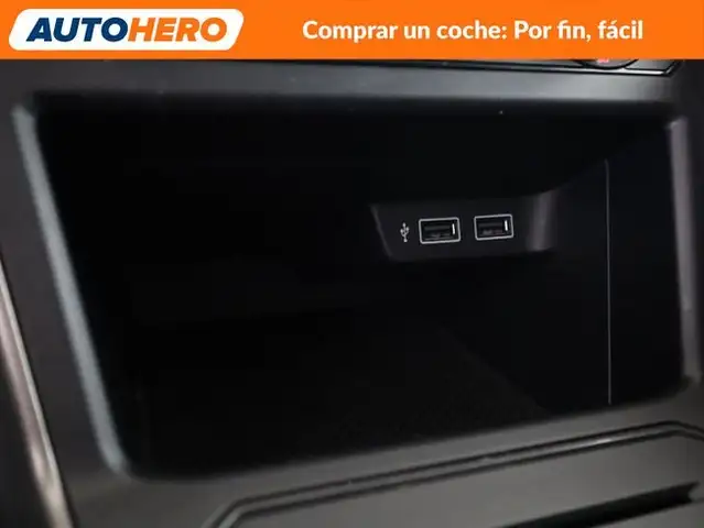 Volkswagen Polo view 28