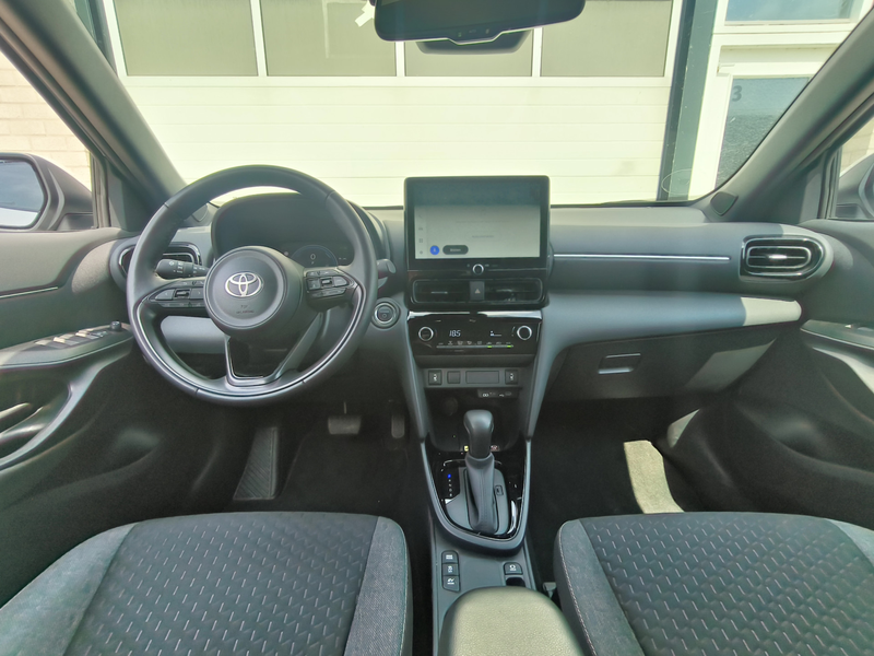 Toyota Yaris Cross 1.5 Hybrid 115 First Edition uit 2025 Rijklaar + F — photo 12