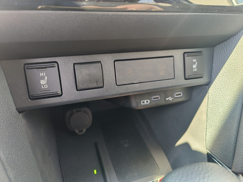 Toyota Yaris Cross 1.5 Hybrid 115 First Edition uit 2025 Rijklaar + F — photo 9