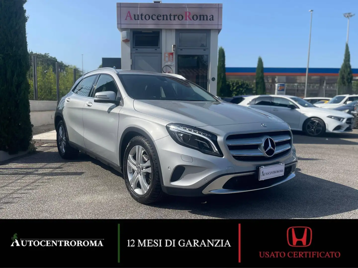 Mercedes-Benz GLA 200 GLA 200 d (cdi) Sport auto Silber - 1
